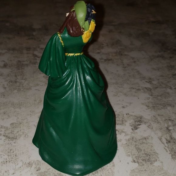 ❤️5/$25   Hallmark Gone With The Wind Scarlett O'hara Ornament 2000 - Picture 3 of 5